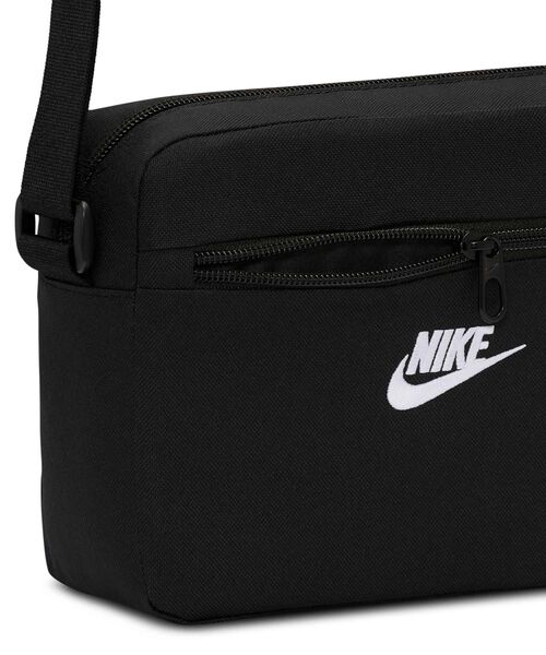 NIKE(ナイキ)の「ナイキ ヘリテージ クロスボディバッグ 2.0 (4L) / Nike Heritage Crossbody Bag 2.0 (4L) IB4378-010 Black(ボディバッグ/ウエストポーチ・メンズ・ブラック・ONE SIZE)」の6枚目の写真