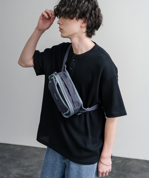 patagonia（パタゴニア）の「Patagonia FIELDSMITH HIP PACK ワンポイントロゴウエストポーチボディショルダー2WAYバッグ（ボディバッグ/ウエストポーチ・メンズ・ブラック/ブルー・FREE）」の21枚目の写真