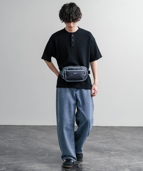 patagonia（パタゴニア）の「Patagonia FIELDSMITH HIP PACK ワンポイントロゴウエストポーチボディショルダー2WAYバッグ（ボディバッグ/ウエストポーチ・メンズ・ブラック/ブルー・FREE）」の18枚目の写真