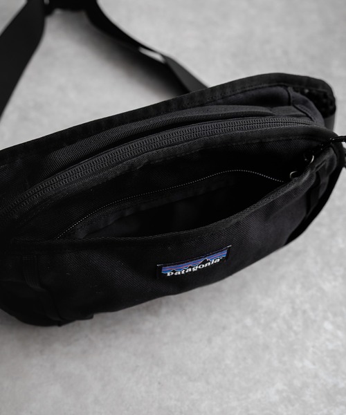 patagonia（パタゴニア）の「Patagonia FIELDSMITH HIP PACK ワンポイントロゴウエストポーチボディショルダー2WAYバッグ（ボディバッグ/ウエストポーチ・メンズ・ブラック/ブルー・FREE）」の6枚目の写真