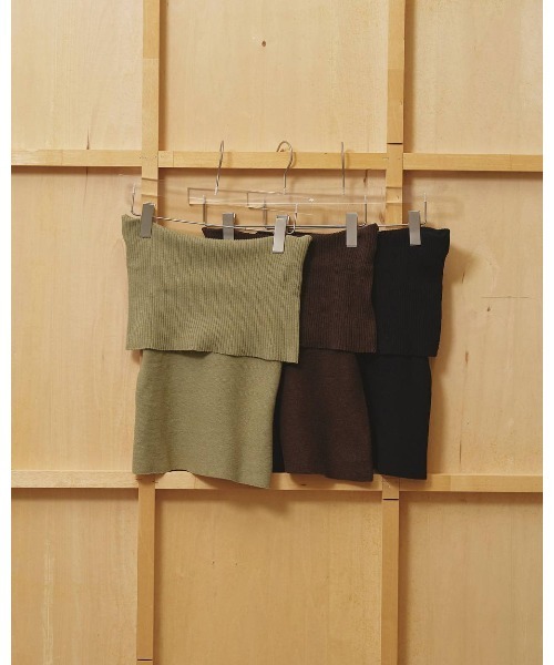 TODAYFUL（トゥデイフル）の「Seamless Offshoulder Knit 12610531（ニット/セーター・レディース・ブラック/ライトグリーン/ブラウン・FREE）」の9枚目の写真