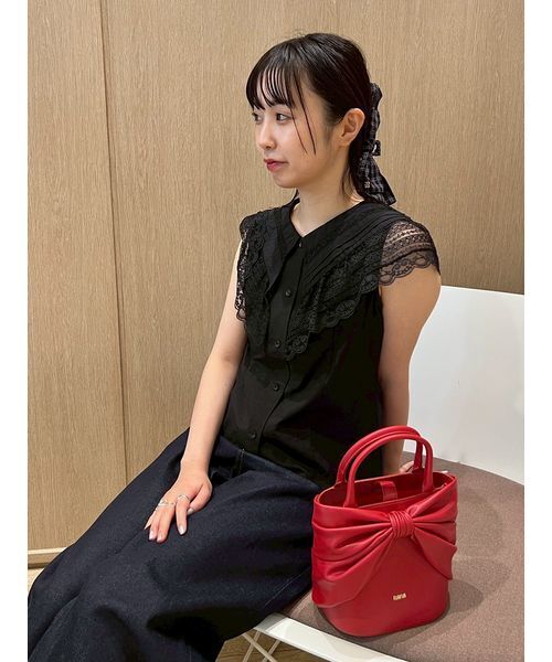 FURFUR(ファーファー)の「レースカラーノースリーブブラウス(シャツ/ブラウス・レディース・ホワイト/ブラック/サックスブルー・F)」の11枚目の写真