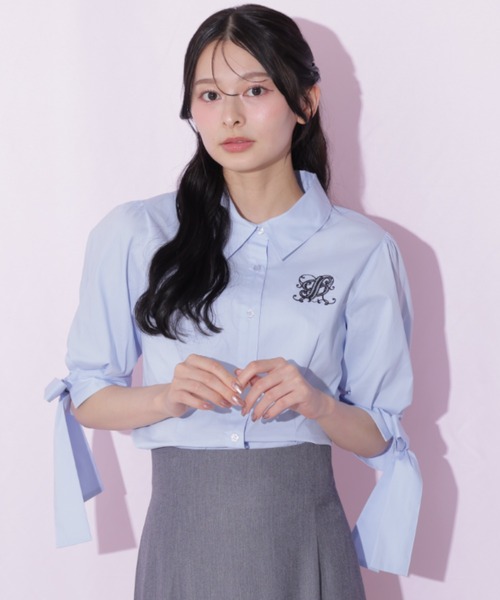 JILL by JILL STUART(ジルバイジルスチュアート)の「袖リボンブラウス(シャツ/ブラウス・レディース・ブルー系その他/ブルー/ベージュ系その他・FREE)」の1枚目の写真