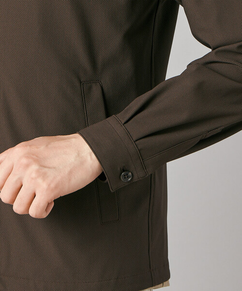 COMME CA MEN（コムサメン）の「【接触冷感・防しわ】レノクロストリコット ジップアップパーカ（ブルゾン・メンズ・ベージュ/ブラウン・M/L）」の9枚目の写真