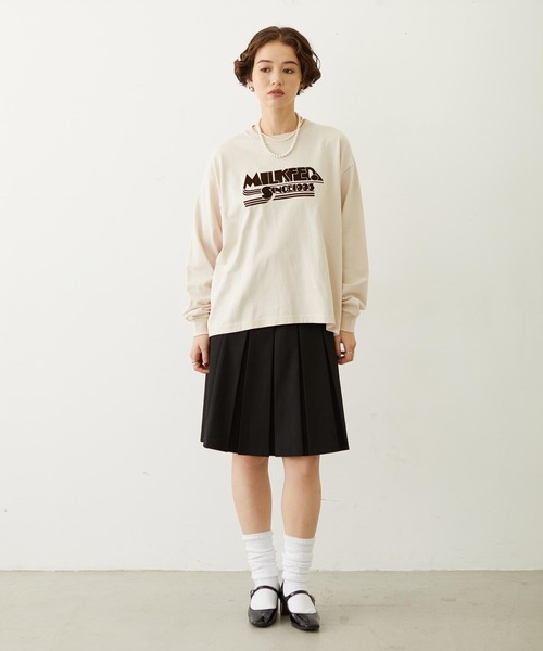 MILKFED.（ミルクフェド）の「LOGO FLOCK PRINT L/S TEE（Tシャツ/カットソー・レディース・ブラック/オフホワイト/オレンジ・M/L）」の6枚目の写真