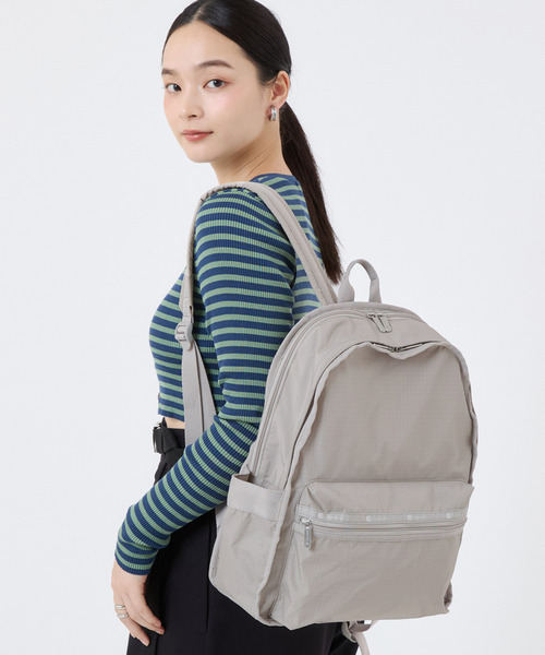LeSportsac(レスポートサック)の「ROUTE BACKPACK ドリフトストーン(バックパック/リュック・レディース・グレー・FREE)」の1枚目の写真