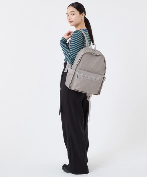 LeSportsac(レスポートサック)の「ROUTE BACKPACK ドリフトストーン(バックパック/リュック・レディース・グレー・FREE)」の3枚目の写真