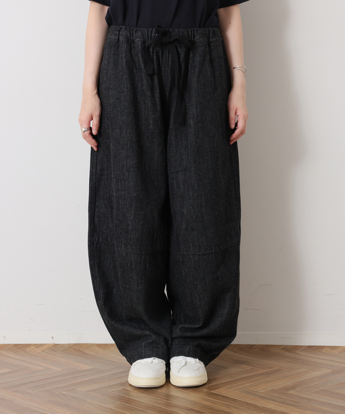 JOURNAL STANDARD LUXE（ジャーナルスタンダード　ラックス）の「MATEY’s ルーズデニムパンツ（その他パンツ・レディース・ブラック/ホワイト・FREE）」の5枚目の写真