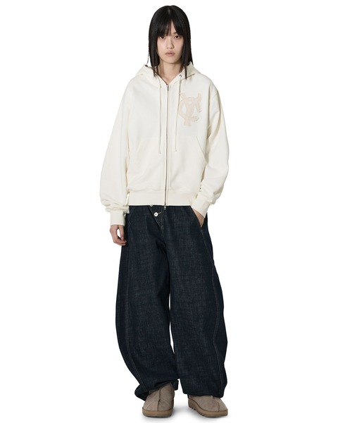 Openyard（オープンヤード）の「『Openyard/オープンヤード』LOGO PATCH HOODIE ZIP UP/ロゴパッチジップアップパーカー（パーカー・レディース・ホワイト/ライトブルー・L/M）」の8枚目の写真