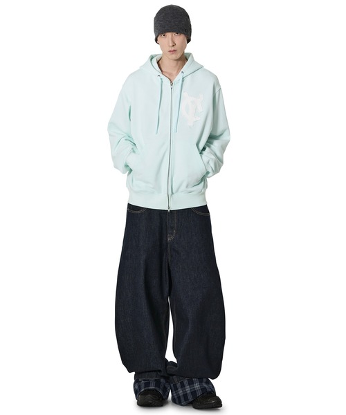 Openyard（オープンヤード）の「『Openyard/オープンヤード』LOGO PATCH HOODIE ZIP UP/ロゴパッチジップアップパーカー（パーカー・レディース・ホワイト/ライトブルー・L/M）」の3枚目の写真
