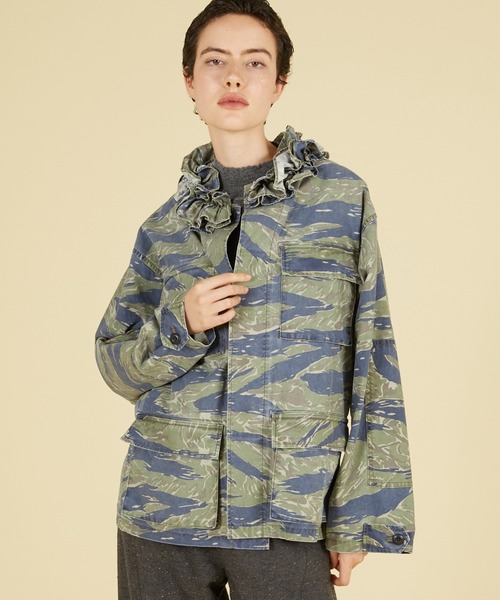 crinkle crinkle crinkle(クリンクルクリンクルクリンクル)の「【 crinkle crinkle crinkle 】 frill collar camo jacket / フリルカラーミリタリージャケット(ミリタリージャケット・レディース・ネイビー・X-LARGE)」の3枚目の写真