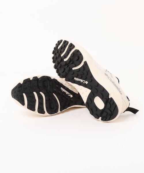 Columbia(コロンビア)の「Columbia コロンビア KONOS TRS OUTDRY【防水透湿】メンズスニーカー アウトドア(コノスティーアールエスアウトドライ) BM6246 120 ナチュラル/ブラック(スニーカー・メンズ・サンドベージュ・26.0cm/27.0cm/28.0cm/29.0cm)」の3枚目の写真
