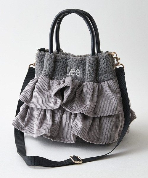 Lee(リー)の「【Lee/リー】【シンプルコーデのアクセントに!】コーデュロイフリルバッグ トートバッグ ショルダーバッグ 2way仕様 ブランドロゴ フェミニン ガーリー カジュアル(ショルダーバッグ・レディース・ブラック/ベージュ/ブラウン/グレー・FREE)」の3枚目の写真