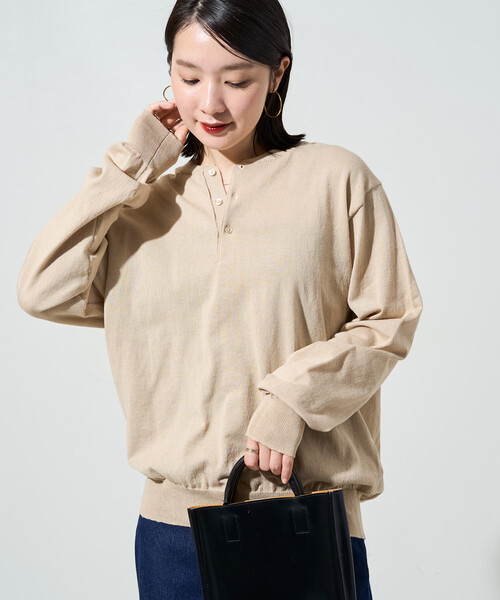 FREAK'S STORE（フリークスストア）の「限定展開 ハイゲージ ヘンリーネック ニット（Tシャツ/カットソー・メンズ・ブラウン/チャコールグレー/ベージュ/ブラック・SMALL/MEDIUM/LARGE）」の4枚目の写真