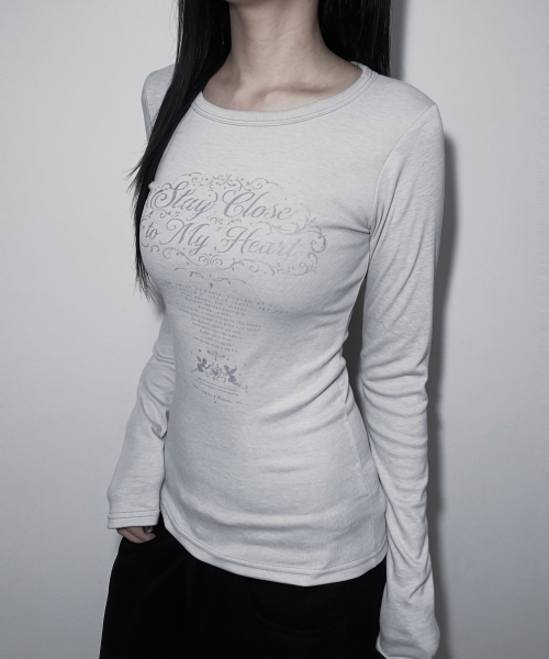 IZROOM(イズルーム)の「ステイ スリムフィット長袖トップス (LIGHT GRAY)(Tシャツ/カットソー・レディース・その他・FREE)」の2枚目の写真