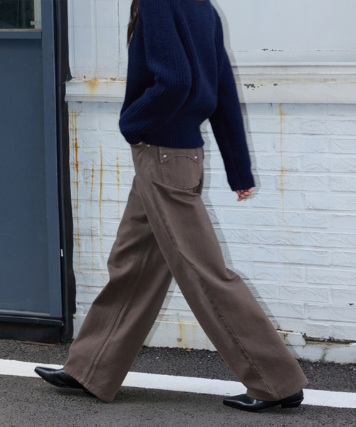 MICHIKO LONDON(ミチコ ロンドン)の「ウォッシュド チノパンツ トープ ブラウン(その他パンツ・レディース・その他・SMALL/MEDIUM/LARGE)」の1枚目の写真