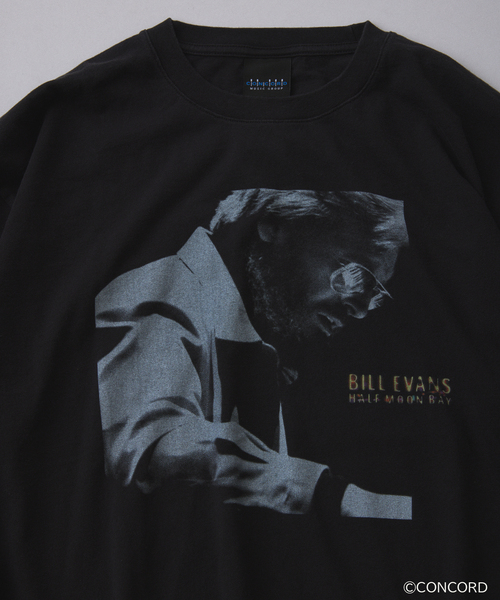 JOURNAL STANDARD relume(ジャーナルスタンダード レリューム)の「Bill Evans / ビル・エヴァンス 別注 グラフィック ロンT(Tシャツ/カットソー・メンズ・ブラック/ホワイト/ブラック系その他/グレー・LARGE/MEDIUM)」の18枚目の写真