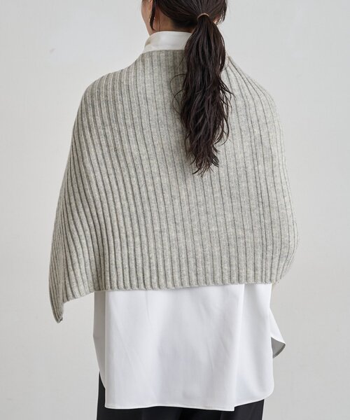 LOUNGEDRESS(ラウンジドレス)の「《マルチWAY》スヌード 秋服(ニット/セーター・レディース・キャメル/オフホワイト/グレー・FREE)」の14枚目の写真