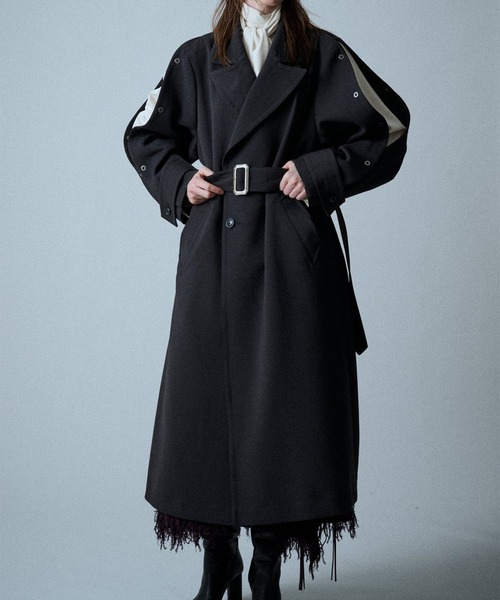 UJOH(ウジョー)の「【UJOH HOMME/ウジョー】Open Sleeve Coat / U734-C04-900(ダウンジャケット/コート・メンズ・ブラック・4)」の4枚目の写真