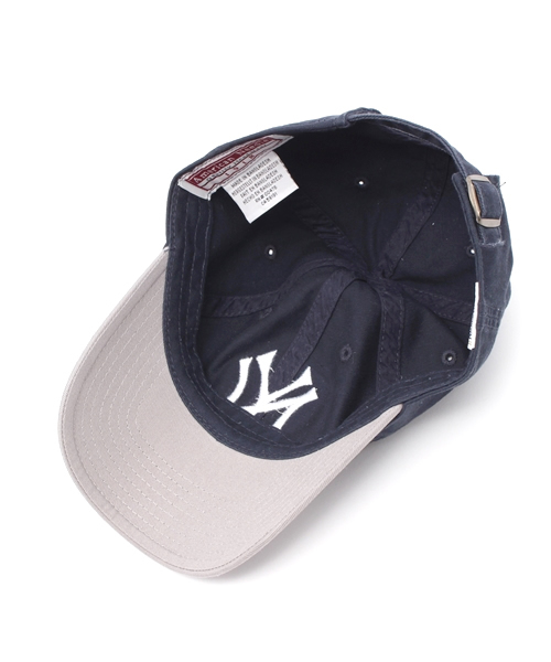 ONSPOTZ(オンスポッツ)の「AMERICAN NEEDLE STRAPBACK CAP NEW YORK YANKEES BLEACHER SEAT NAVY(キャップ・メンズ・ネイビー・FREE)」の4枚目の写真