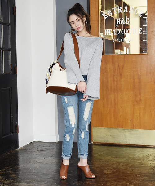 Luz Llena (philter)（ラズレナ　フィルター）の「リブ編みボートネックニットトップス（ニット/セーター・レディース・ネイビー/アイボリー/グレー・MEDIUM）」の5枚目の写真