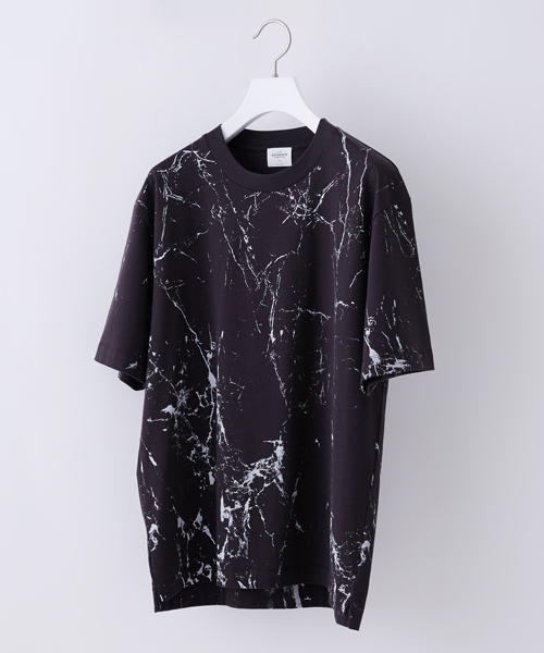 STUDIOUS（ステュディオス）の「ランダムペイントビッグTシャツ（Tシャツ/カットソー・メンズ・ブラック/ホワイト・1/2）」の2枚目の写真