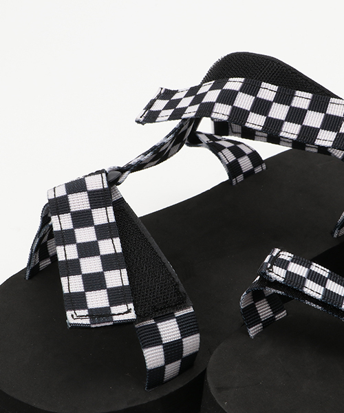 WEGO（ウィゴー）の「WEGO/フラットテープサンダル（サンダル・メンズ・その他1/ホワイト/ブラック・LARGE/X-LARGE）」の8枚目の写真