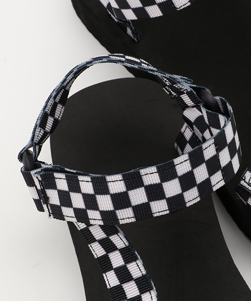 WEGO（ウィゴー）の「WEGO/フラットテープサンダル（サンダル・メンズ・その他1/ホワイト/ブラック・LARGE/X-LARGE）」の9枚目の写真