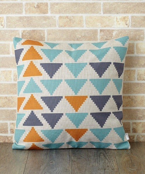 Jubilee（ジュビリー）の「北欧デザイン クッションカバー（クッション/クッションカバー・レディース・ホワイト/パープル/ネイビー/レッド/ライトグリーン/ホワイト×イエロー/グリーン/オレンジ/ブルー/レッド系その他2/ブラック系その他/ブルー系その他3/ハウンドトゥース/チャコールグレー/ブルー系その他2/ブラック×ホワイト/ライトブルー/ホワイト系その他/ブラック/ホワイト×ブラック/グリーン系その他/ブルー系その他/パープル系その他/レッド系その他/ブルーグリーン/ストライプ/グレー/グリーン系その他2・FREE）」の18枚目の写真