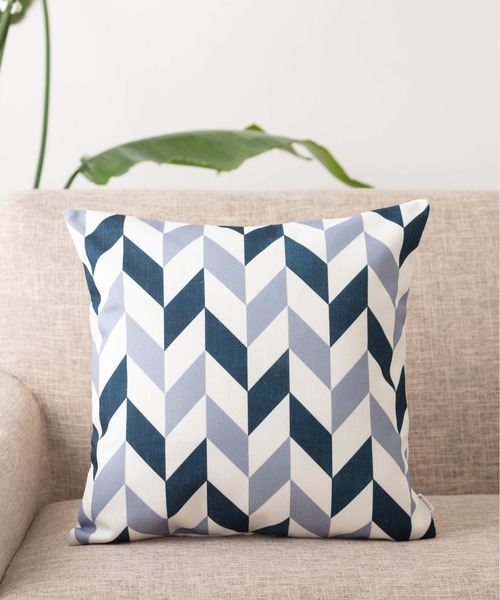 Jubilee（ジュビリー）の「北欧デザイン クッションカバー（クッション/クッションカバー・レディース・ホワイト/パープル/ネイビー/レッド/ライトグリーン/ホワイト×イエロー/グリーン/オレンジ/ブルー/レッド系その他2/ブラック系その他/ブルー系その他3/ハウンドトゥース/チャコールグレー/ブルー系その他2/ブラック×ホワイト/ライトブルー/ホワイト系その他/ブラック/ホワイト×ブラック/グリーン系その他/ブルー系その他/パープル系その他/レッド系その他/ブルーグリーン/ストライプ/グレー/グリーン系その他2・FREE）」の9枚目の写真