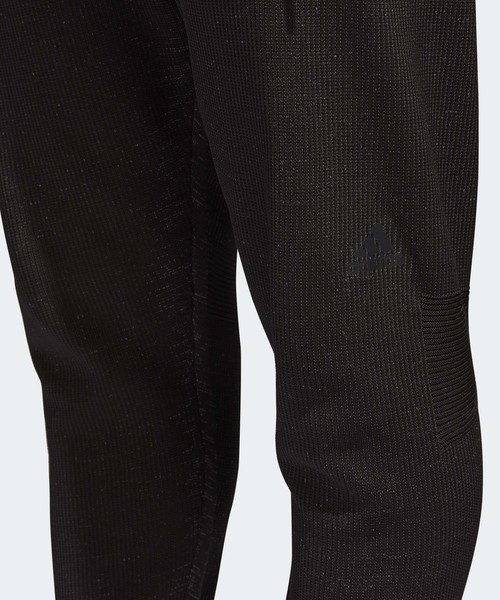 adidas（アディダス）の「M adidas Z.N.E. プライムニット パンツ