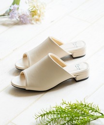 menue（メヌエ）の「オフィスで履き替え オフィスサンダル ミュールサンダル 3cmヒール（サンダル）」