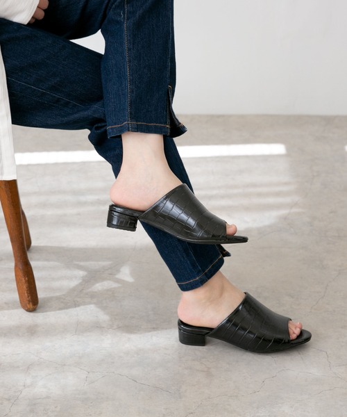 ★未使用★ドルガバ サンダル 37 ミュール シンプル ベルト ピンヒール Minnetonka サンダル MINNETONKA ミネトンカ / パフィーサンダル