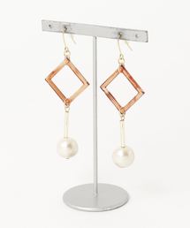【angereve】べっ甲風スクエアピアス