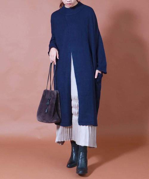 HER CLOSET（ハークローゼット）の「【HERCLOSET】ヤクライクフロントスリットロングニット（ワンピース・レディース・チャコールグレー/ブラック/ネイビー/ブラウン/カーキ/アイボリー/杢グレー/ベージュ系その他/ワイン・M）」の8枚目の写真