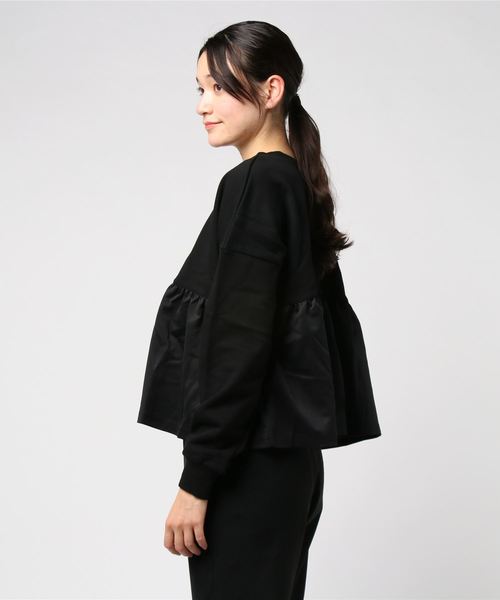 M y u(ミュー)の「裾フレア裏毛プルオーバー(Tシャツ/カットソー・レディース・ブラック/カーキ/ボルドー/パープル/グレイッシュベージュ/アイボリー/グレー/サックスブルー・M)」の10枚目の写真