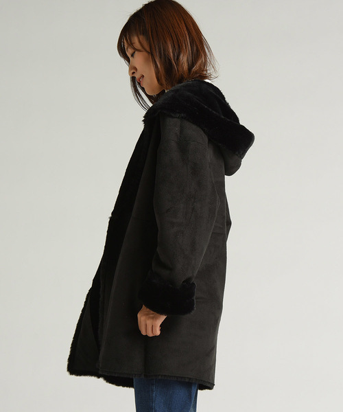 Willful by lipstar（ウィルフル バイ リップスター）の「【Willful by lipstar】フェイクファームートンコート（ムートンコート・レディース・ブラック/ベージュ・M）」の9枚目の写真