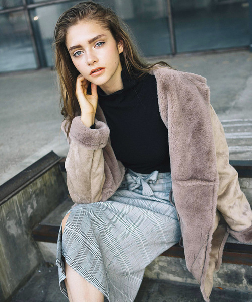 Willful by lipstar（ウィルフル バイ リップスター）の「【Willful by lipstar】フェイクファームートンコート（ムートンコート・レディース・ブラック/ベージュ・M）」の8枚目の写真