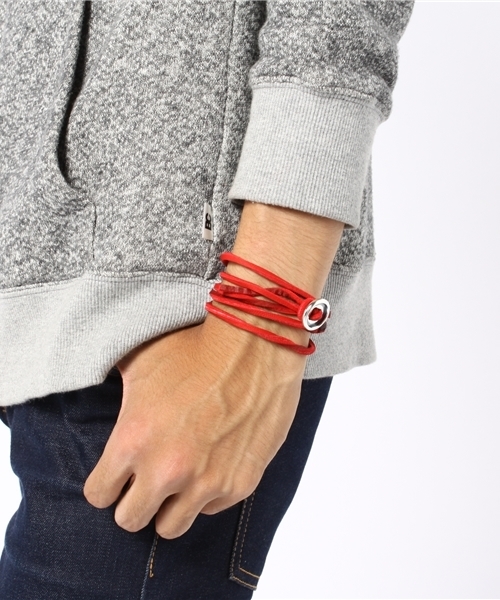 NANO universe（ナノユニバース）の「Logrom(ログロム)/ Deerskin Bohemian Bc（ブレスレット・メンズ・レッド/キャメル/ブラック・FREE）」の4枚目の写真