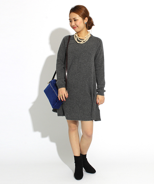 Ray BEAMS(レイビームス)の「◎□Ray BEAMS / クルーネックフレアーニットワンピース(ワンピース・レディース・オフホワイト/グレー/インディゴブルー/ベージュ・ONE SIZE)」の14枚目の写真