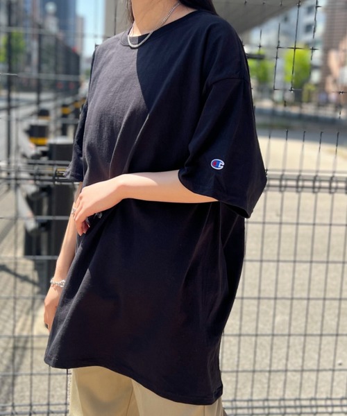 Champion(チャンピオン)の「【お気に入り数12万人突破】Champion Authentic T-SHIRTS/チャンピオン サイズ展開多数 コットン 無地 1/2スリーブ 半袖 Tシャツ(Tシャツ/カットソー・レディース・ホワイト/ネイビー/グレー/ブラック/ダークグリーン/パープル/マルーン/サンドベージュ/アッシュグレー/ライトブルー/レッド/チャコールグレー/ダークパープル/ブルー・S/M/L/XL/XXL)」の20枚目の写真