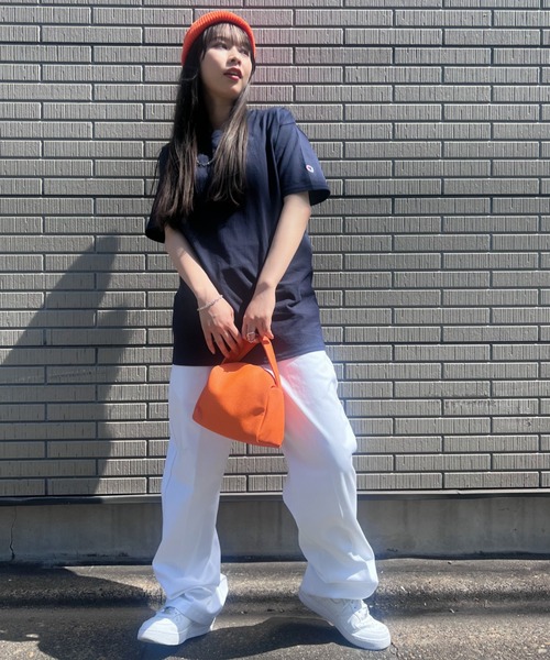 Champion(チャンピオン)の「【お気に入り数12万人突破】Champion Authentic T-SHIRTS/チャンピオン サイズ展開多数 コットン 無地 1/2スリーブ 半袖 Tシャツ(Tシャツ/カットソー・レディース・ホワイト/ネイビー/グレー/ブラック/ダークグリーン/パープル/マルーン/サンドベージュ/アッシュグレー/ライトブルー/レッド/チャコールグレー/ダークパープル/ブルー・S/M/L/XL/XXL)」の17枚目の写真