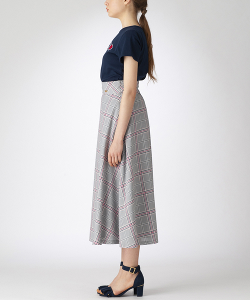 BLUE LABEL CRESTBRIDGE（ブルーレーベルクレストブリッジ）の