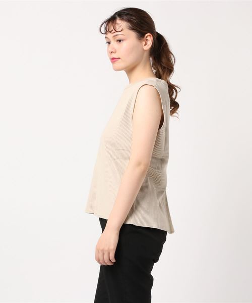 WEGO(ウィゴー)の「WEGO VINTAGE/テレコバックスリットノースリーブTシャツ(Tシャツ/カットソー・レディース・グリーン系その他/ライトベージュ/ブラック・FREE)」の5枚目の写真