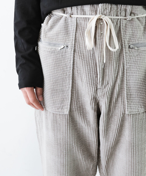 ATTACHMENT（アタッチメント）の「コットンコーデュロイ　バギーパンツ（その他パンツ・メンズ・ライトベージュ/グリーン系その他/ダークベージュ・1/2/3）」の11枚目の写真