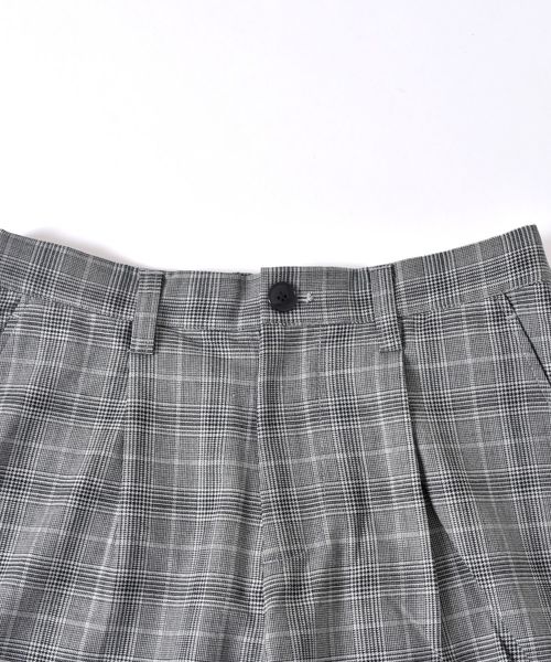 SHIPS（シップス）の「SU: SOLOTEX（R) ワイドテーパード イージーパンツ ■（その他パンツ・メンズ・ネイビー/ブラック/チャコールグレー・S/M/L）」の12枚目の写真