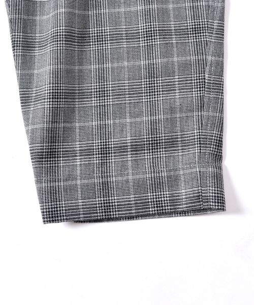 SHIPS（シップス）の「SU: SOLOTEX（R) ワイドテーパード イージーパンツ ■（その他パンツ・メンズ・ネイビー/ブラック/チャコールグレー・S/M/L）」の4枚目の写真