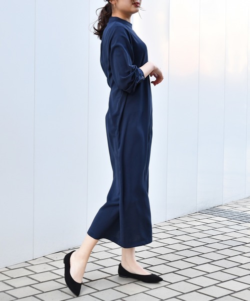 Ambre Neige(アンブルネージュ)の「バックディティールワンピース/ロングワンピース/フォーマル/【WEB/EC限定商品】(ワンピース・レディース・ネイビー・FREE)」の6枚目の写真