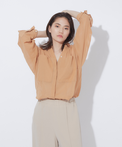 qualite（カリテ）の「シアーポケットシャツブラウス（シャツ/ブラウス・レディース・アイボリー/キャメル/モスグリーン・38）」の8枚目の写真