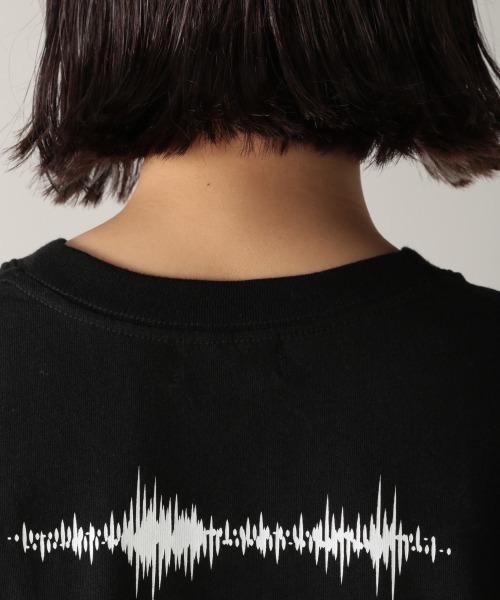 PBLIM（ページボーイリム）の「【PAGEBOYLIM】デジタルグラフィックTシャツ（Tシャツ/カットソー・レディース・ホワイト/ブラック・MEDIUM/X-LARGE）」の9枚目の写真